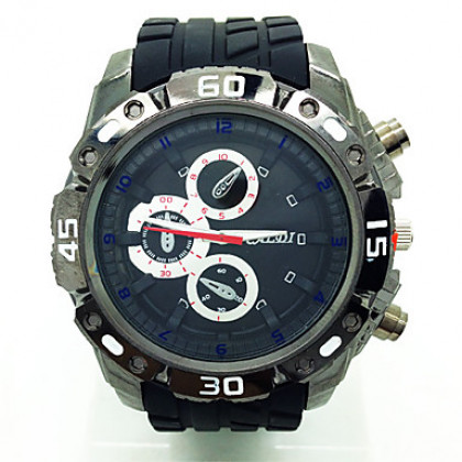 Аналоговые кварцевые спортивные наручные часы с тремя маленькими циферблатами и ремешком из силикона (разные цвета)