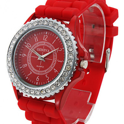 модные кварцевые наручные часы с группой силиконовый красный
