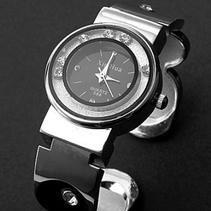 Подвижные Женские Diamond Dial круг шаблон Стальной браслет кварцевые аналоговые часы браслет (разных цветов)