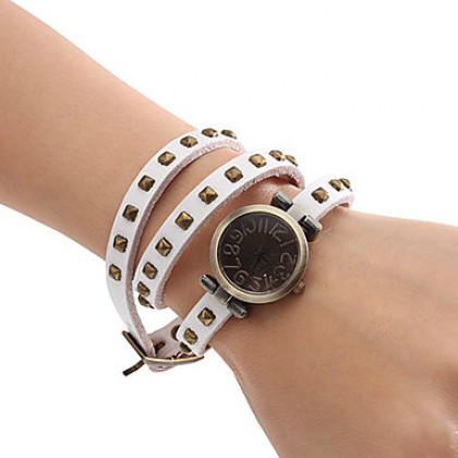 Женские аналоговые кварцевые наручные часы-браслет из кожзама в винтажном стиле (разные цвета)