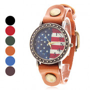 Женские кварцевые наручные часы на кожаном ремешке. На циферблате американский флаг. Цвета в ассортименте.