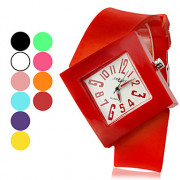 Женские кварцевые наручные часы с квадратным циферблатом на ремешке из каучука. Цвета в ассортименте