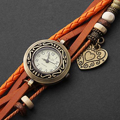 Женские винтажные кварцевые наручные часы с круглым циферблатом на ремешке из искусственной кожи. Цвета в ассортименте.